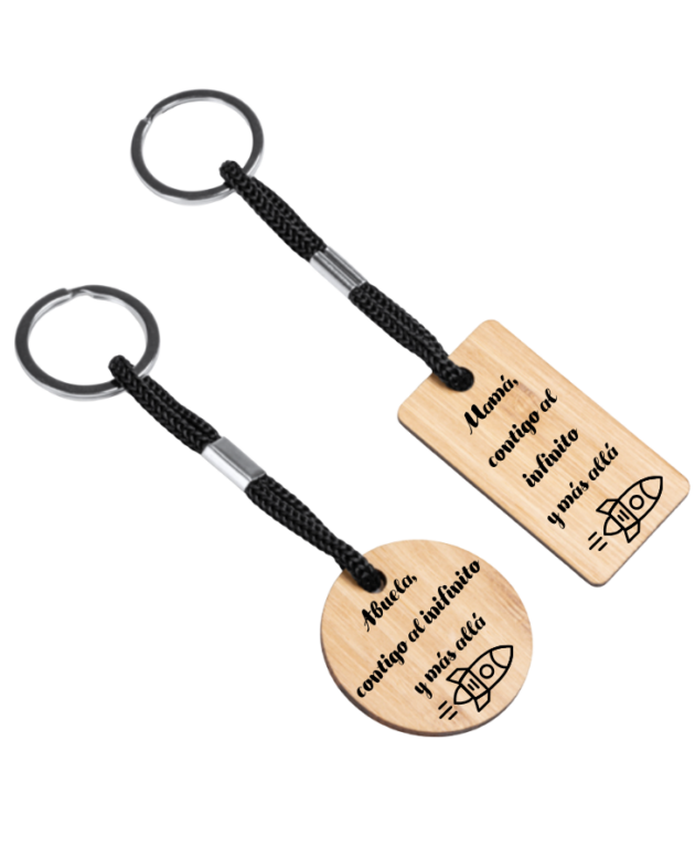 Llavero de madera para mamá “Contigo al infinito y más allá”
