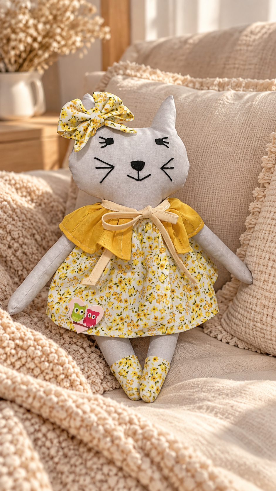 Gatita de tela artesanal personalizada